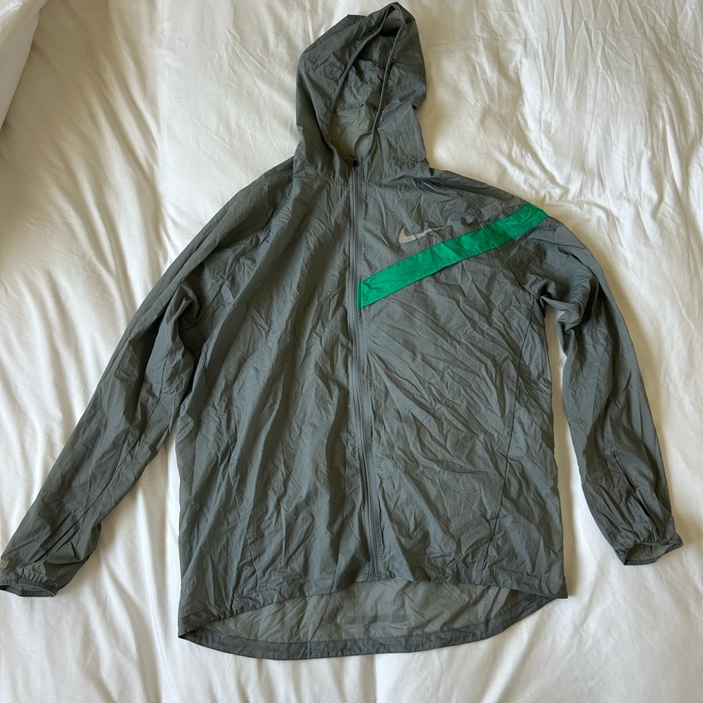 Nike Gray & Green Lightweight Hooded Windbreaker Jacket Men’s XL